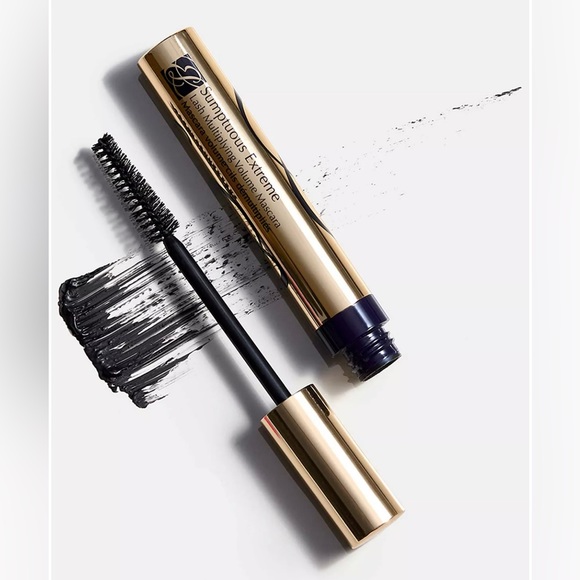 Estée Lauder Sumptuous Extreme Lash Multiplying Volume Mascara - Picture 3 of 5